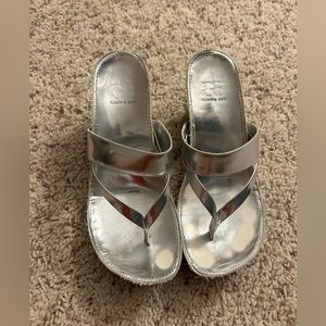 Gianni Bini size 6-1/2 Silver Wedge Dress Sandals - EUC